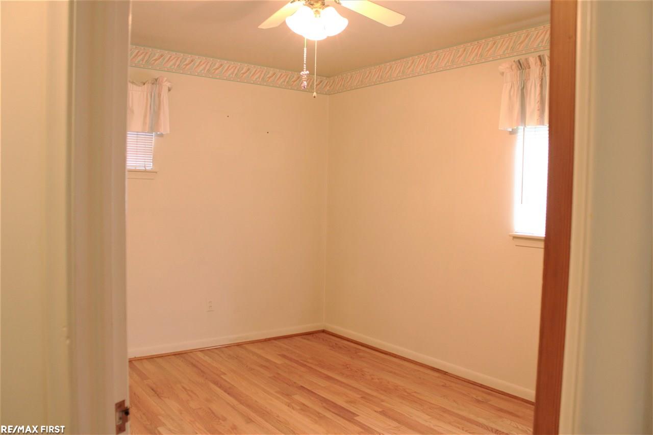 4835 East 13 MILE Road Warren, MI 48091 - Photo 20 of 23