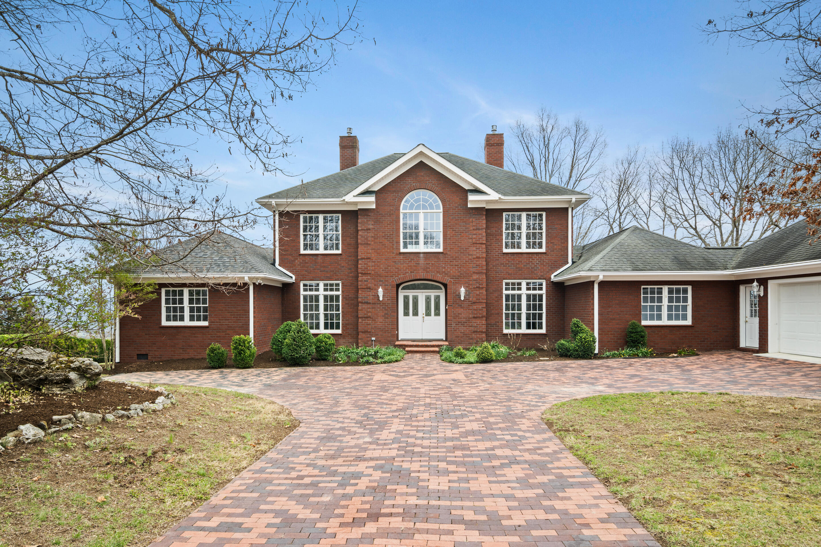 501 Mill Pointe Road Blacksburg, VA 24060 - Photo 3 of 114 a front view of a house with a garden