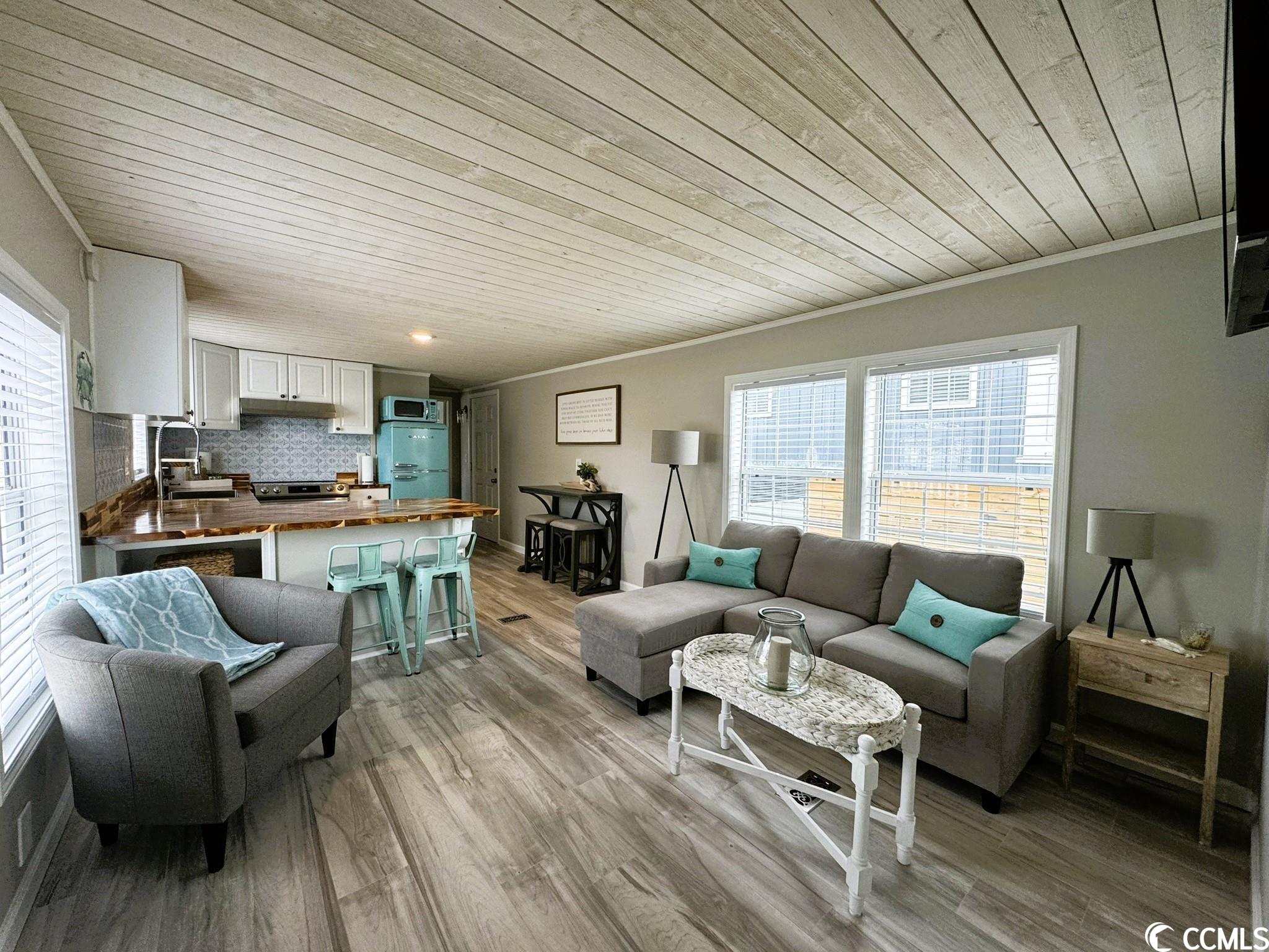 1718 Hawk Street Surfside Beach, SC 29575 - Photo 14 of 39