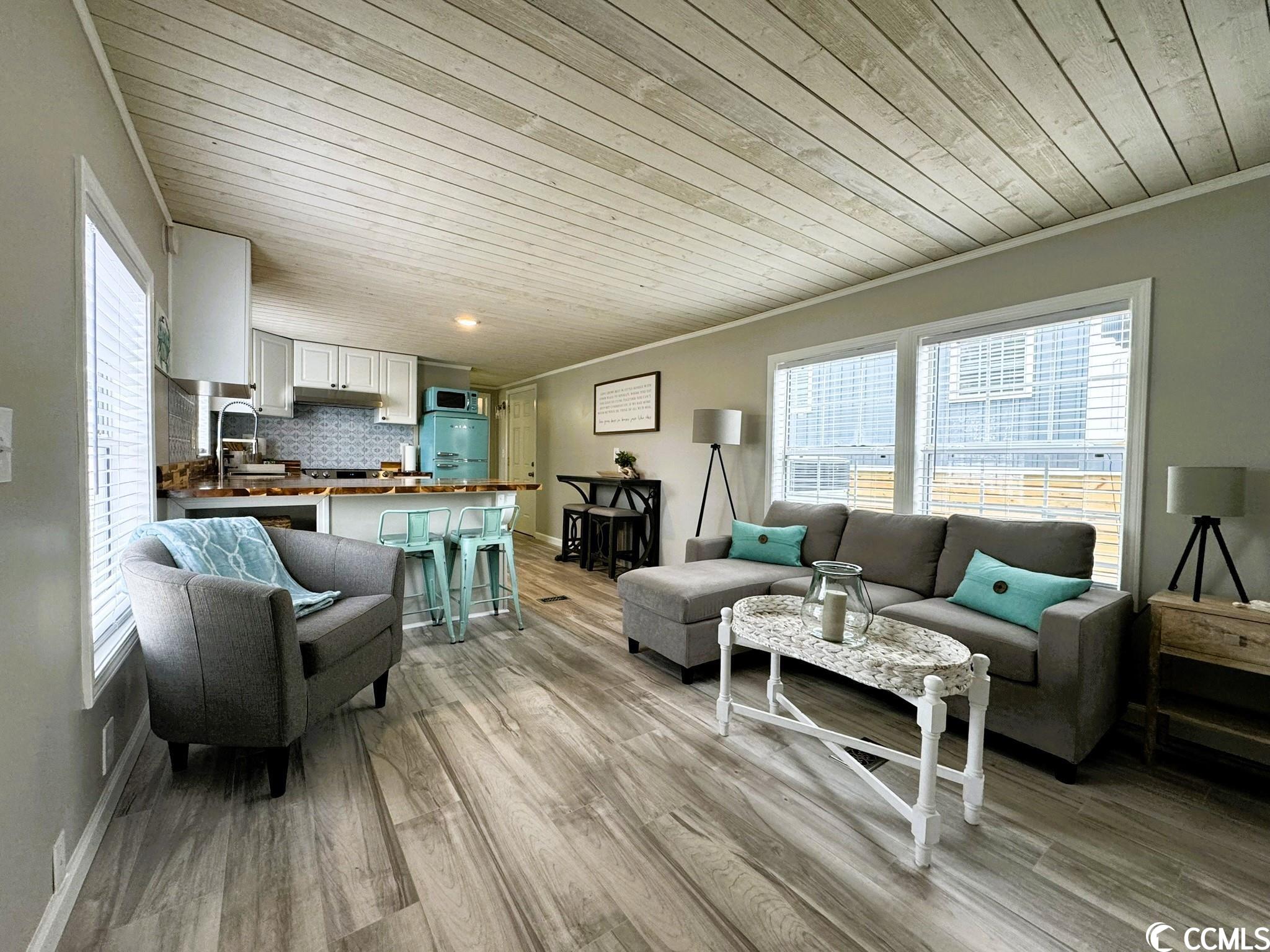 1718 Hawk Street Surfside Beach, SC 29575 - Photo 2 of 39