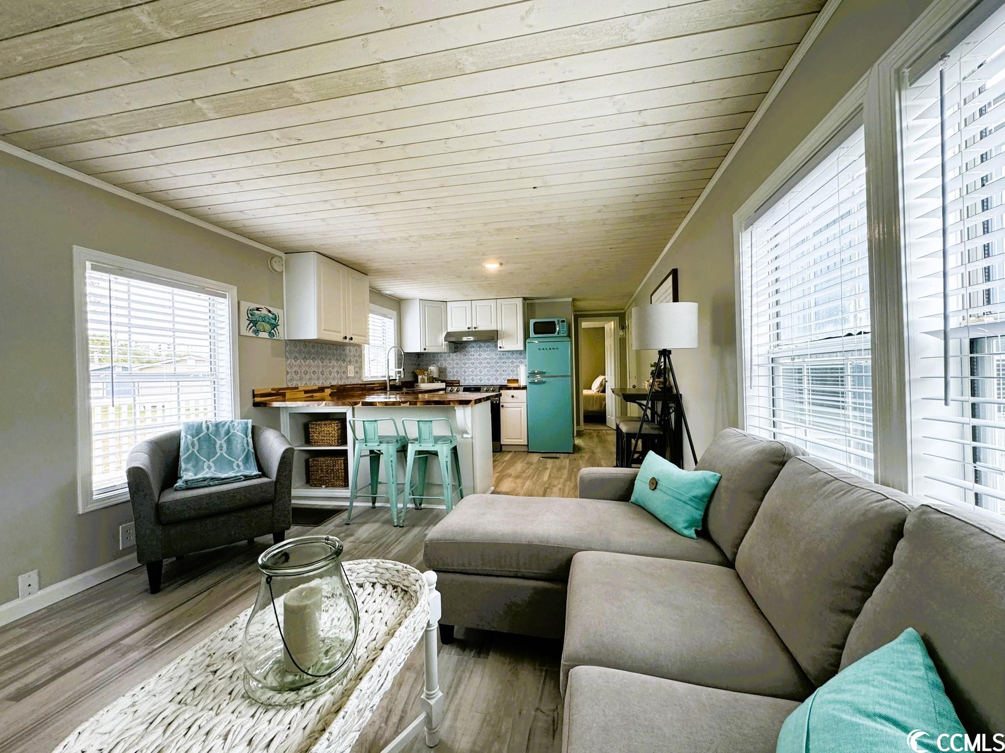 1718 Hawk Street Surfside Beach, SC 29575 - Photo 6 of 39