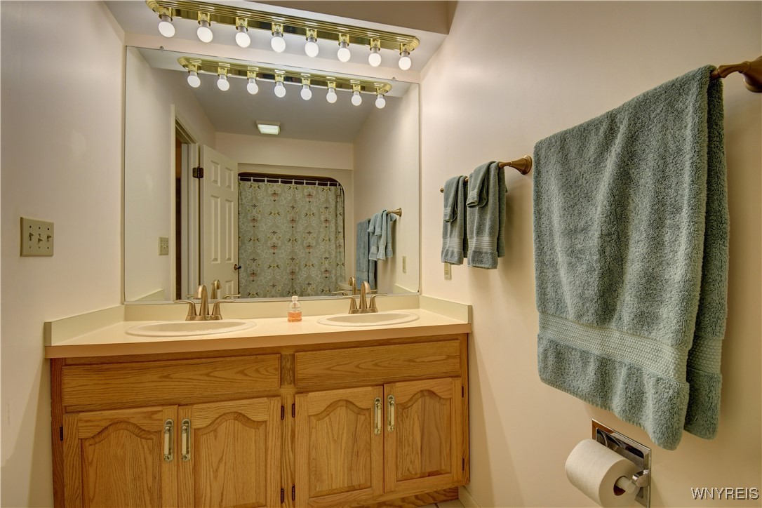 1175 Youngs Road, Unit C Amherst, NY 14221 - Photo 18 of 30