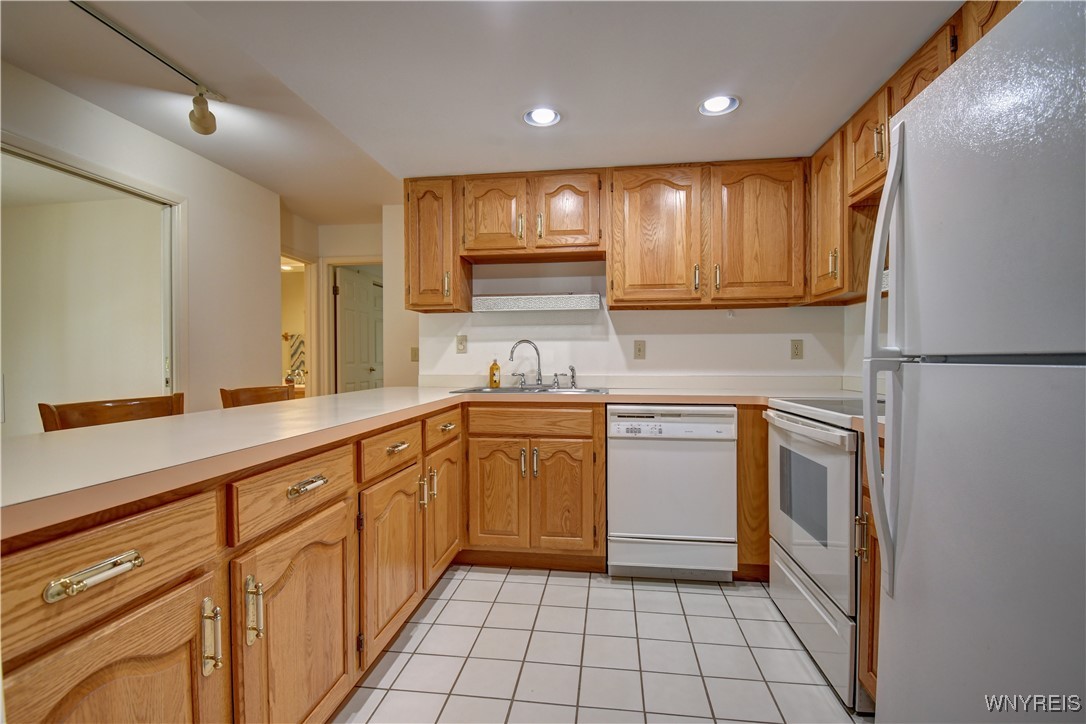 1175 Youngs Road, Unit C Amherst, NY 14221 - Photo 5 of 30