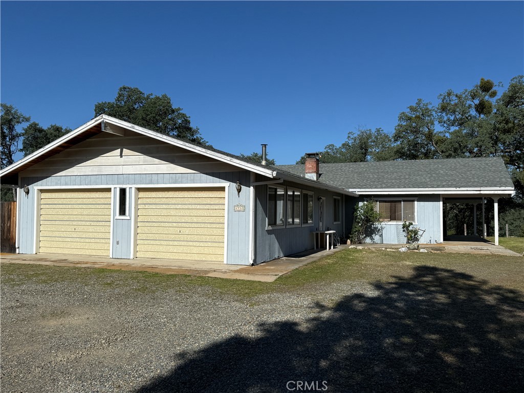 4952 Hidden Springs Road Mariposa, CA 95338 - Photo 2 of 53 a front view of a house with a yard