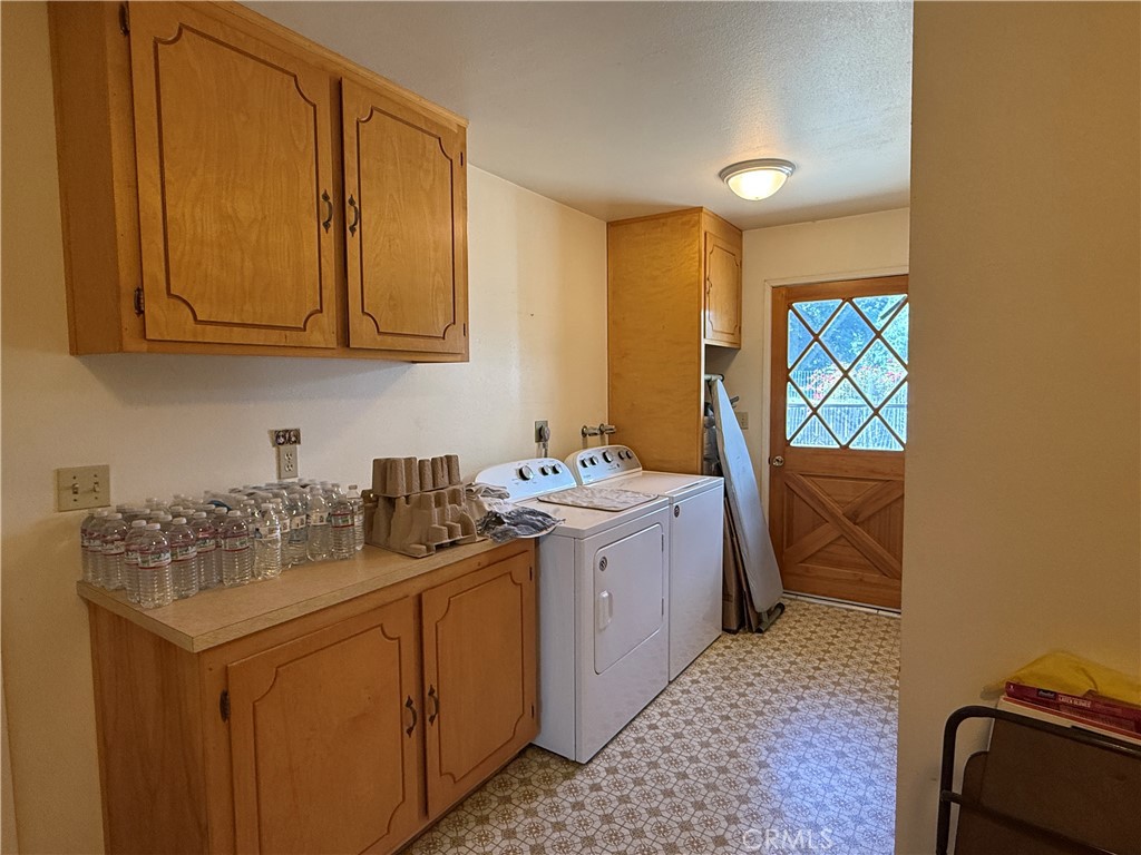 4952 Hidden Springs Road Mariposa, CA 95338 - Photo 26 of 53 a bathroom with a sink and a mirror