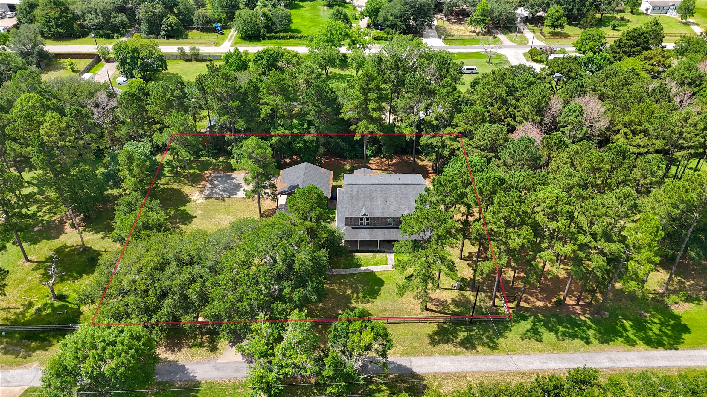 20531 Faye Tomball, TX 77377 - Photo 7 of 43 a backyard of a house with lots of green space
