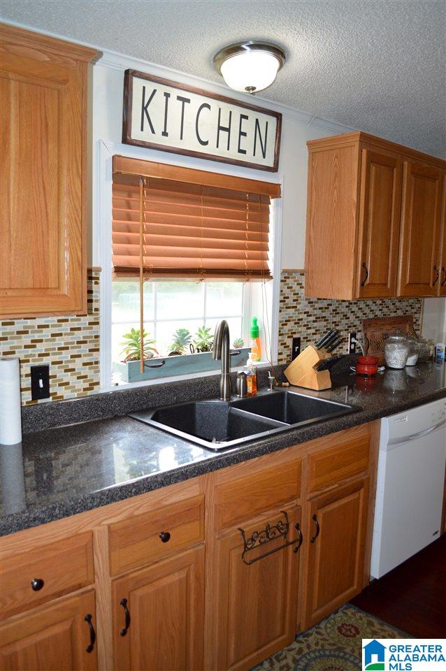 101 Tyler Circle Vincent, AL 35178 - Photo 17 of 34