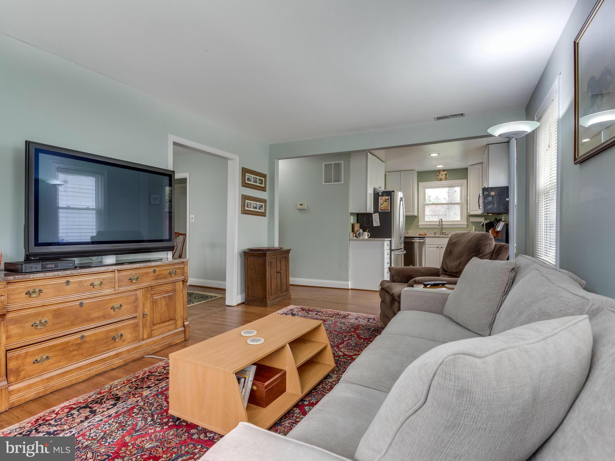 3413 Murdock Road Kensington, MD 20895 - Photo 8 of 27 Family Room