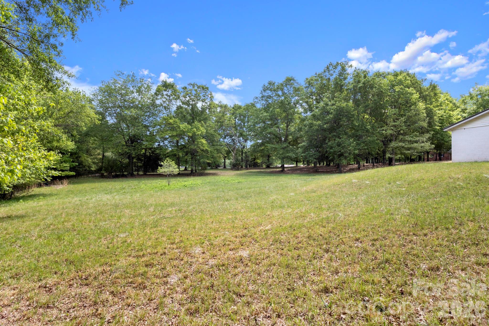 2200 Gaffney Road Shelby, NC 28152 - Photo 43 of 46 a view of yard with green space