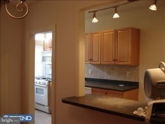 916 Kenmore Road Philadelphia, PA 19151 - Photo 3 of 7 Gallery Image 3