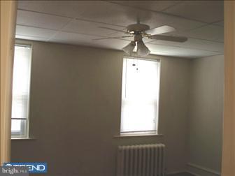 916 Kenmore Road Philadelphia, PA 19151 - Photo 6 of 7 Gallery Image 6