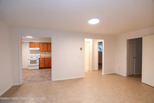 $1,950 | 3191 Highway 23, Unit 1, Hillsdale, NY 12529