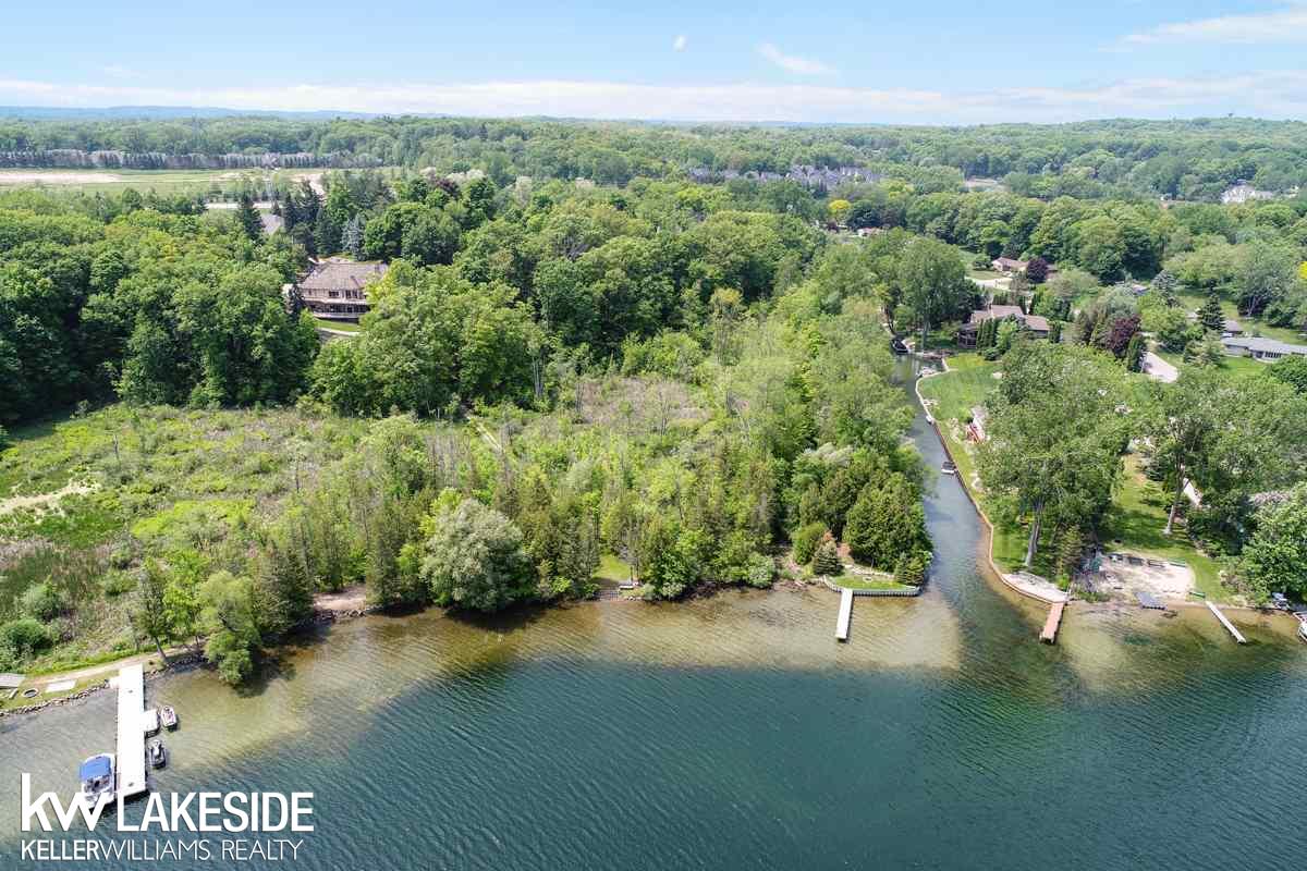 7400 Deer Lake Road Clarkston, MI 48346 - Photo 9 of 42
