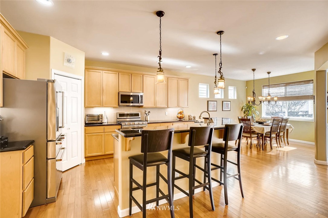 1708 235th Place Southwest Bothell, WA 98021 - Photo 5 of 25