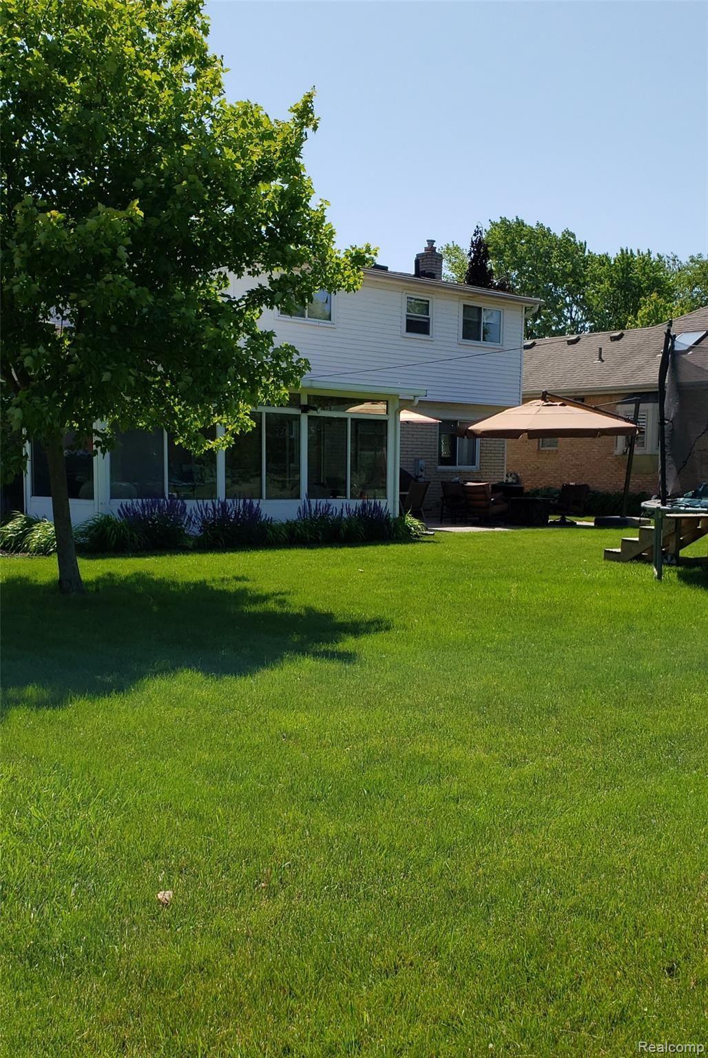 20102 Coachwood Road Riverview, MI 48193 - Photo 31 of 33 20190611_155824.jpg