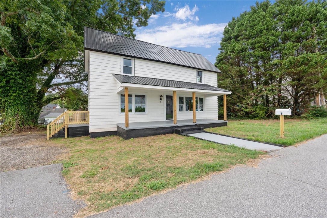 9 Lyman Street Pelzer, SC 29669 - Photo 2 of 28