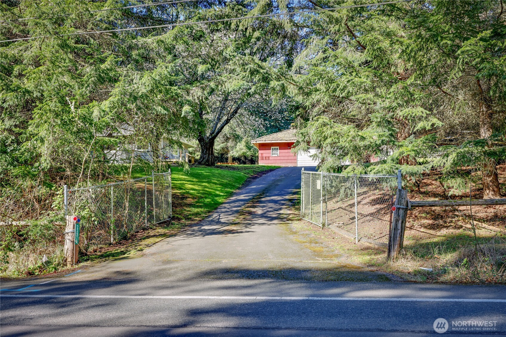 23975 South Kingston Road Northeast Kingston, WA 98346 - Photo 5 of 37