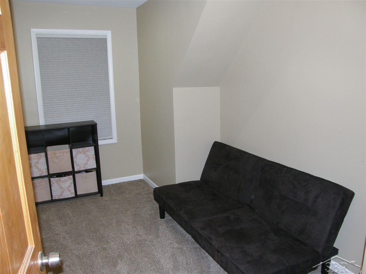 10008 South Graham Road St. Charles, MI 48655 - Photo 21 of 26 31372511-20.JPG