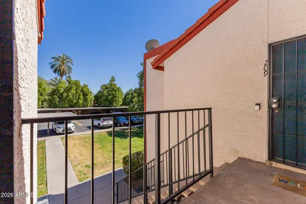 $250,000 | 4211 East Palm Lane, Unit 208, Phoenix, AZ 85008