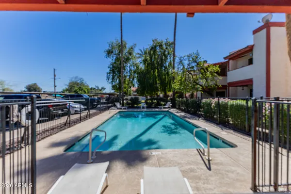 $250,000 | 4211 East Palm Lane, Unit 208, Phoenix, AZ 85008