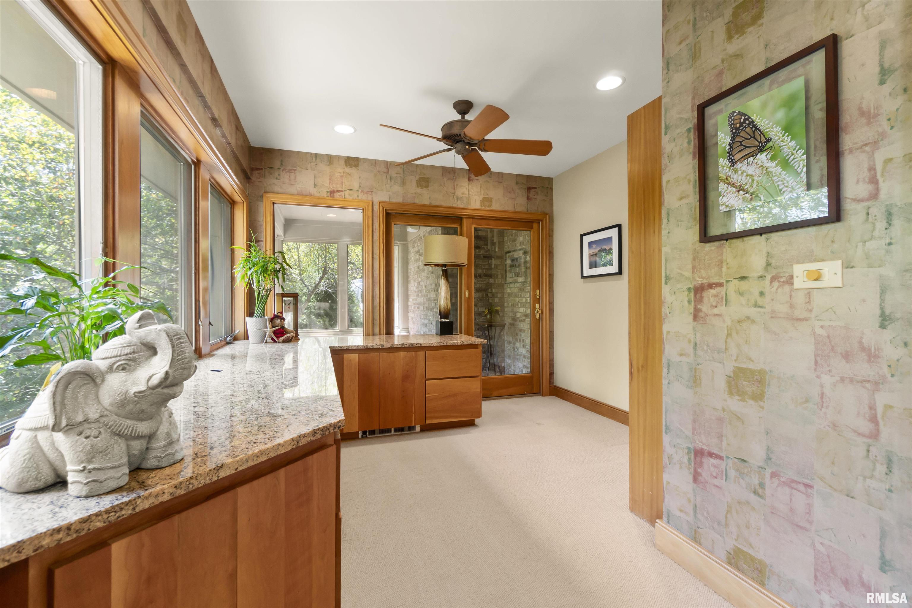 200 West Ravinwoods Road Peoria, IL 61615 - Photo 22 of 70