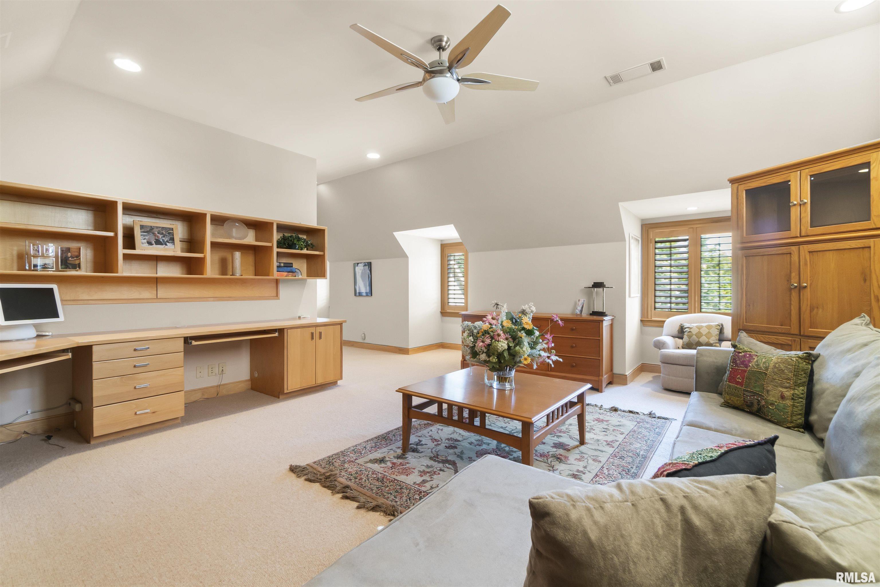 200 West Ravinwoods Road Peoria, IL 61615 - Photo 45 of 70