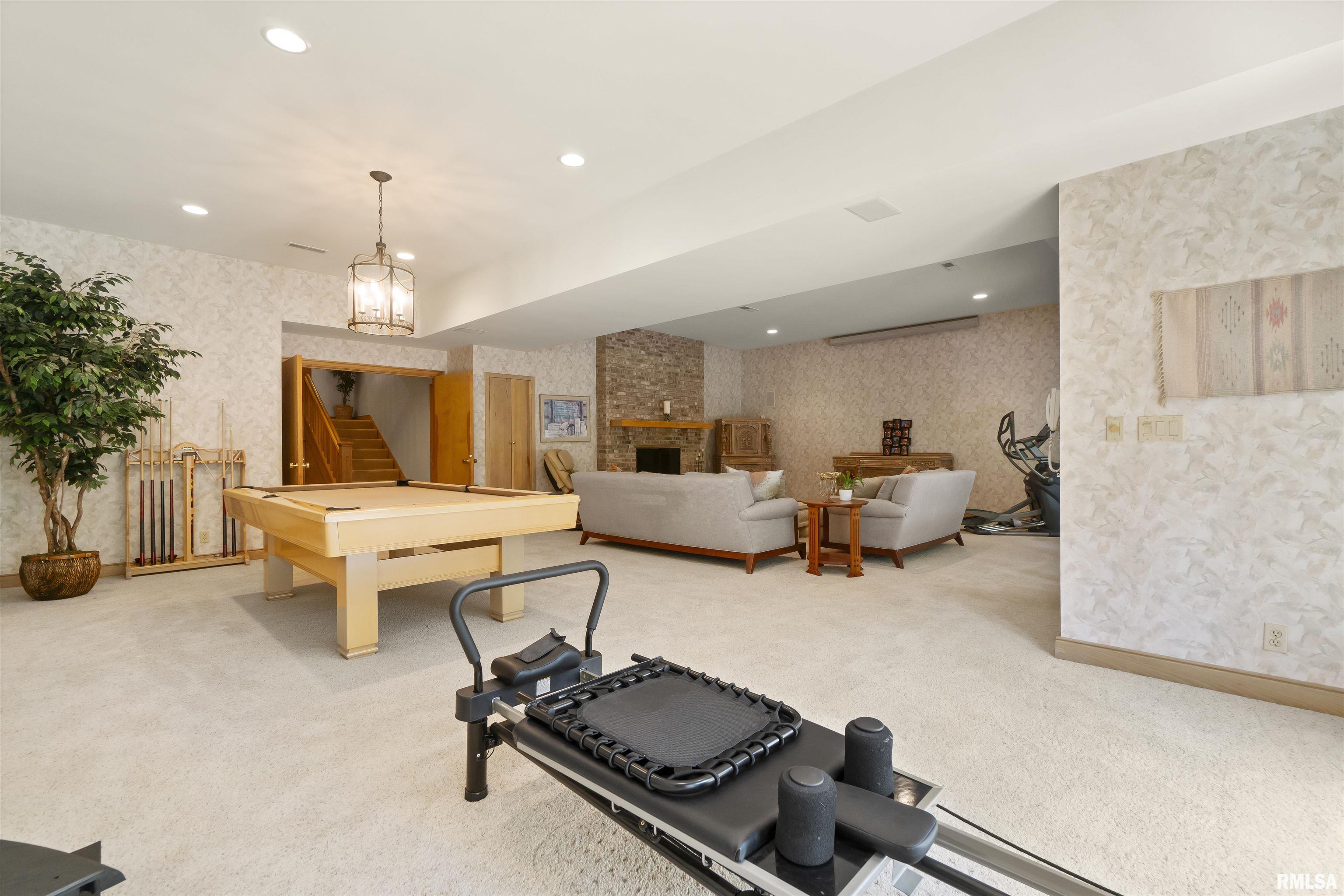 200 West Ravinwoods Road Peoria, IL 61615 - Photo 57 of 70