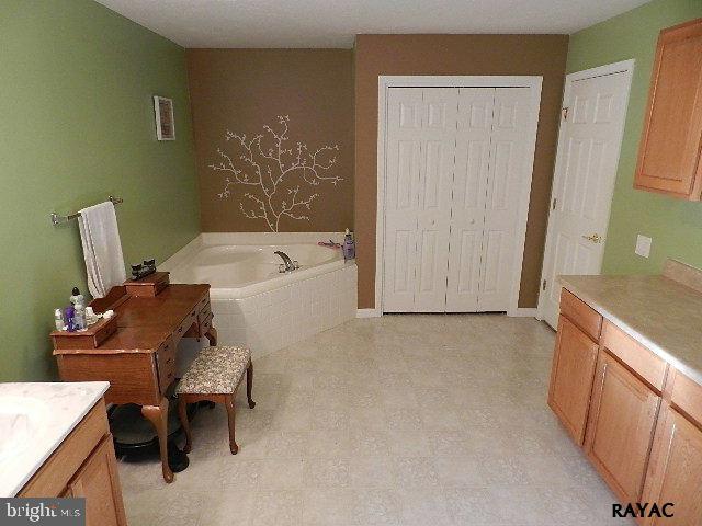 210 Bankert Road Hanover, PA 17331 - Photo 18 of 23