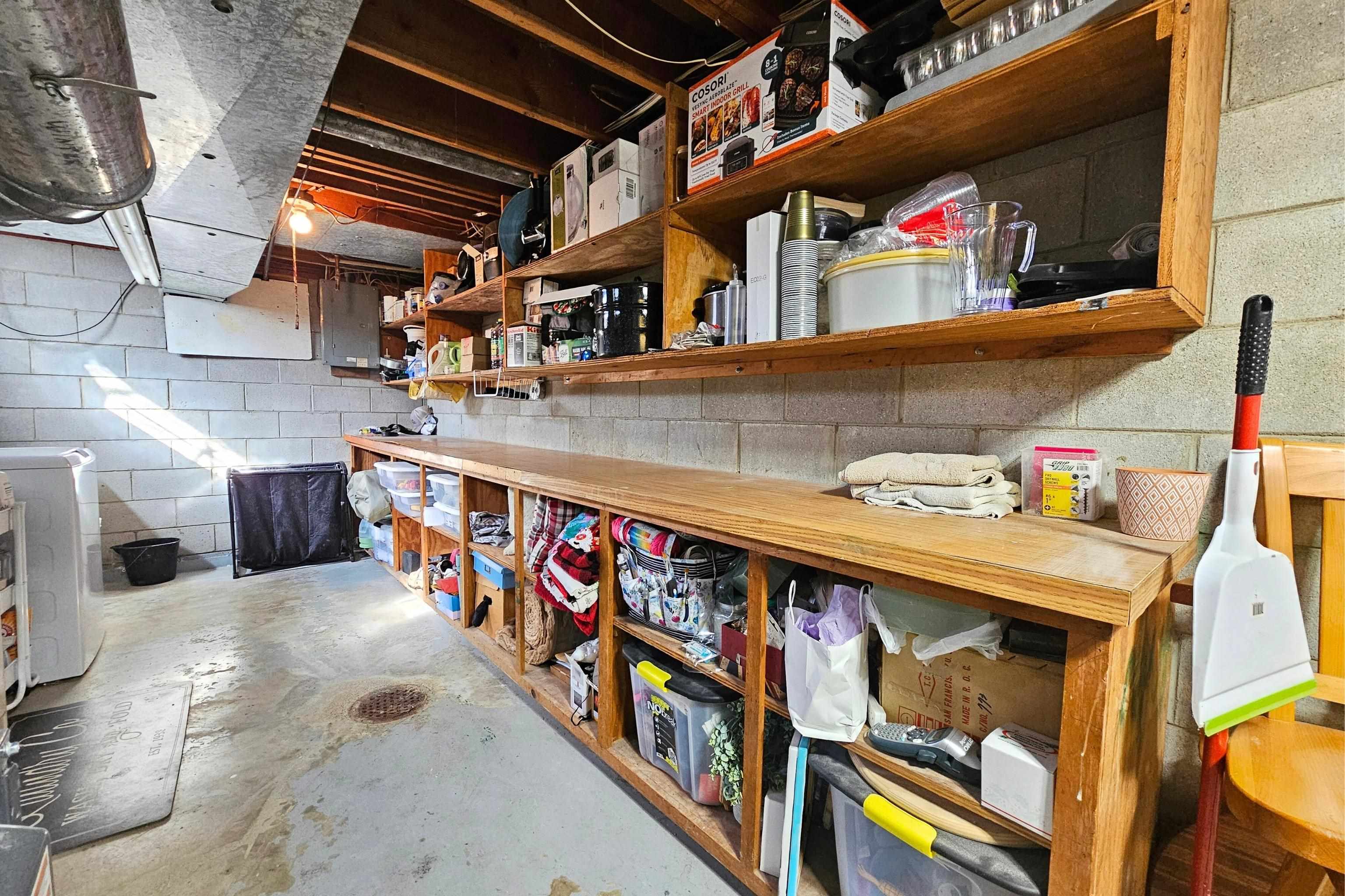 5865 Shattuck Road Saginaw, MI 48603 - Photo 38 of 49 50157412-4503c5c8-f0a1-4570-aa8b-c1ad7868fd84.JPG