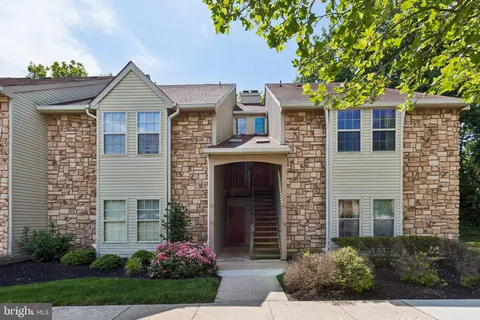 $318,000 | 137 Tavistock, Cherry Hill, NJ 08034