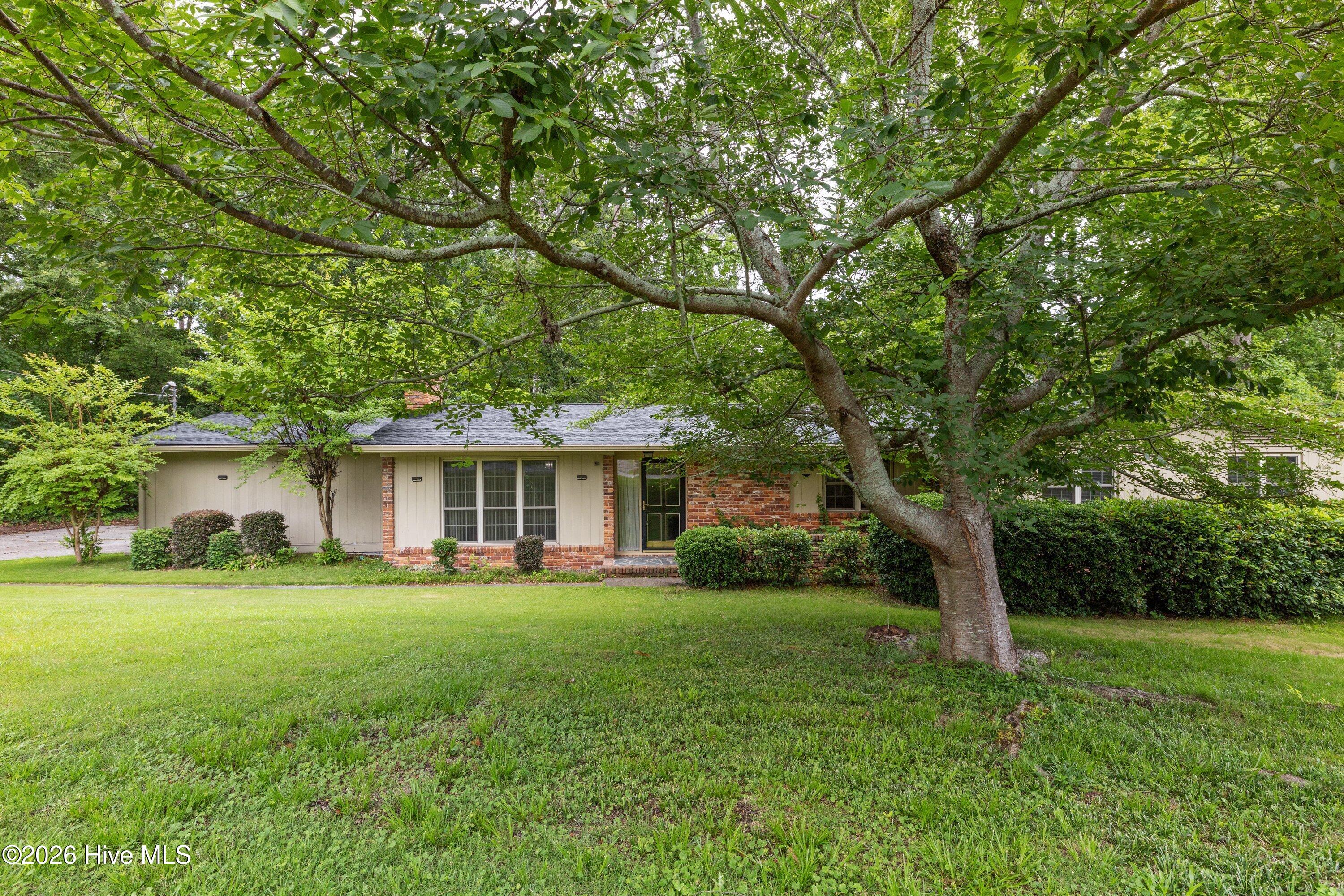 744 Lancaster Road Augusta, GA 30909 - Photo 1 of 47