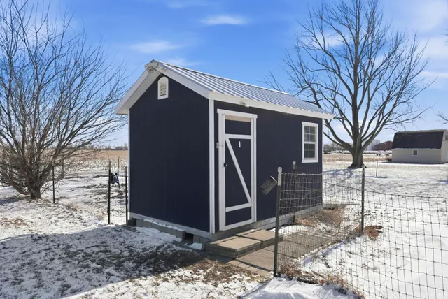 $299,900 | 5310 Highway 101, Woodburn, IN 46797