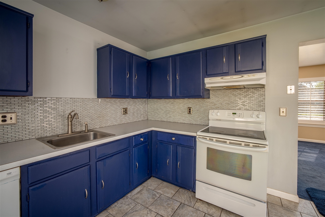 2887 Roundtree Drive Troy, MI 48083 - Photo 8 of 20