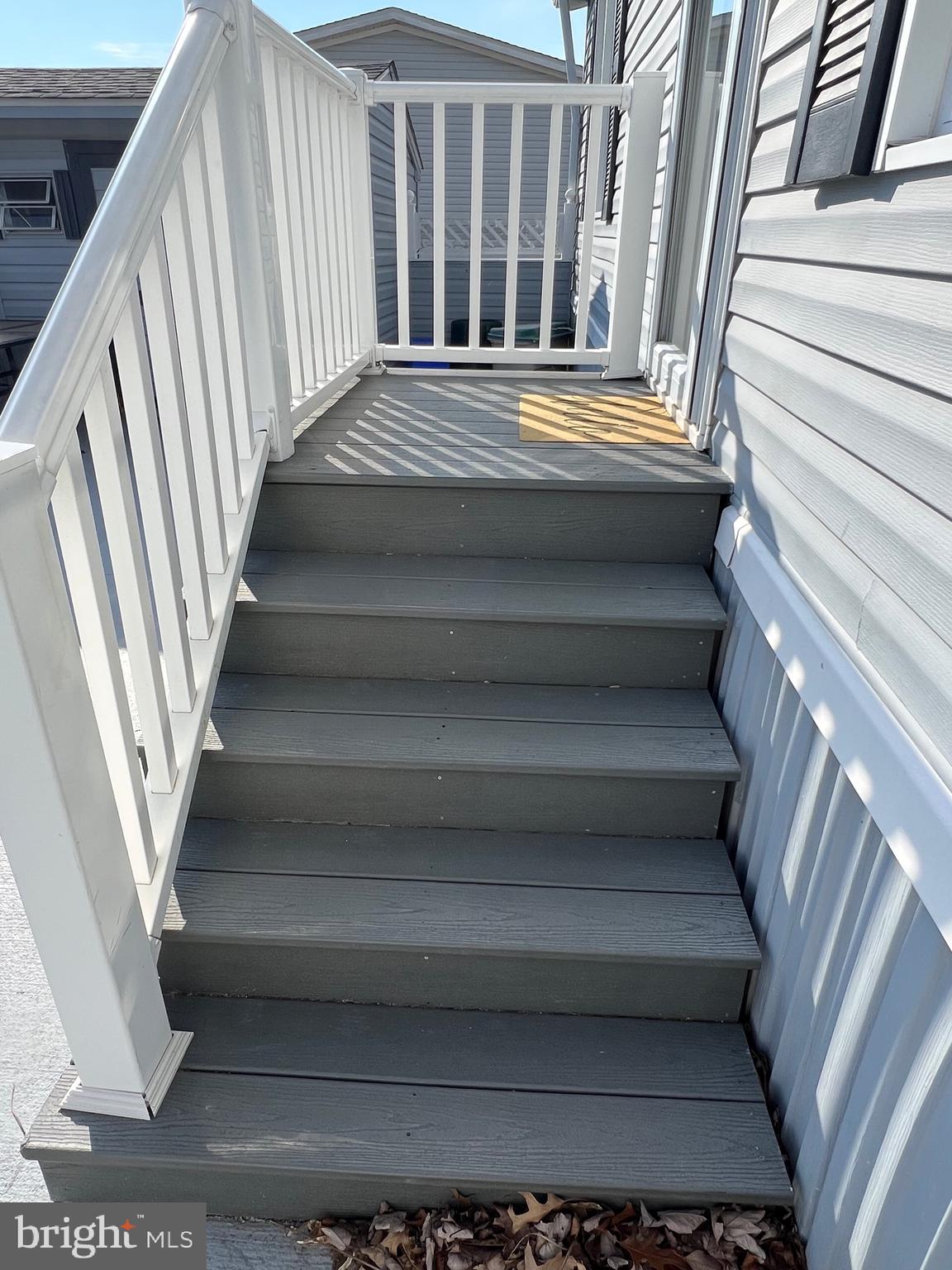 12020 Assateague Way Berlin, MD 21811 - Photo 21 of 110 Composite Steps & Vinyl Railing