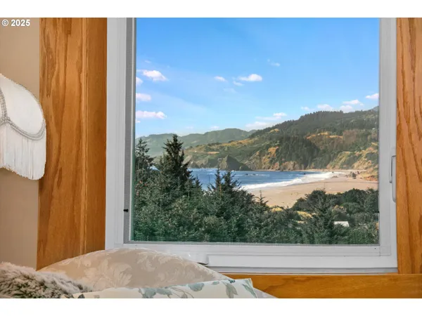 a view of a bathtub