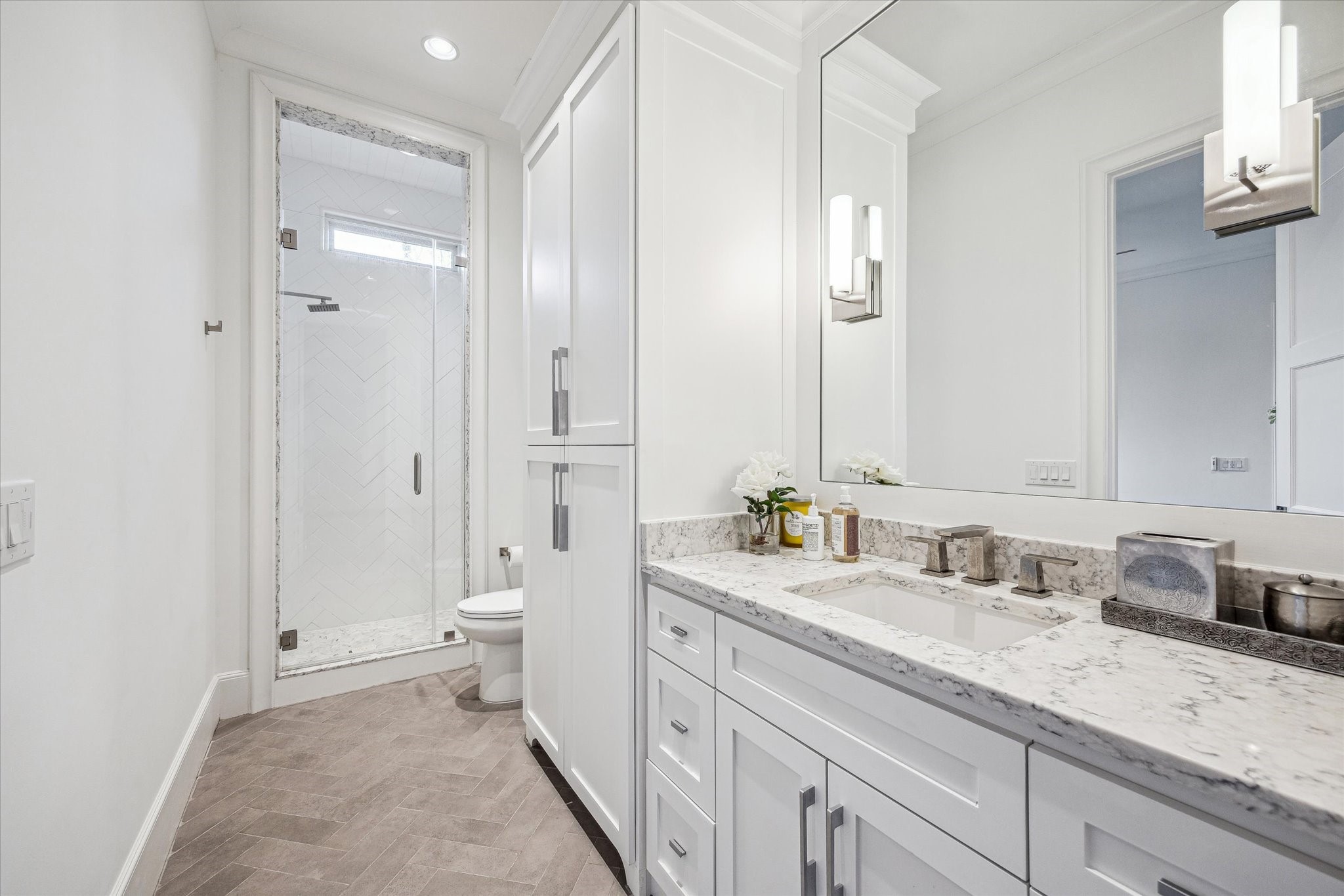 2501 Yupon Street Houston, TX 77006 - Photo 35 of 48 a bathroom with a granite countertop sink toilet and shower