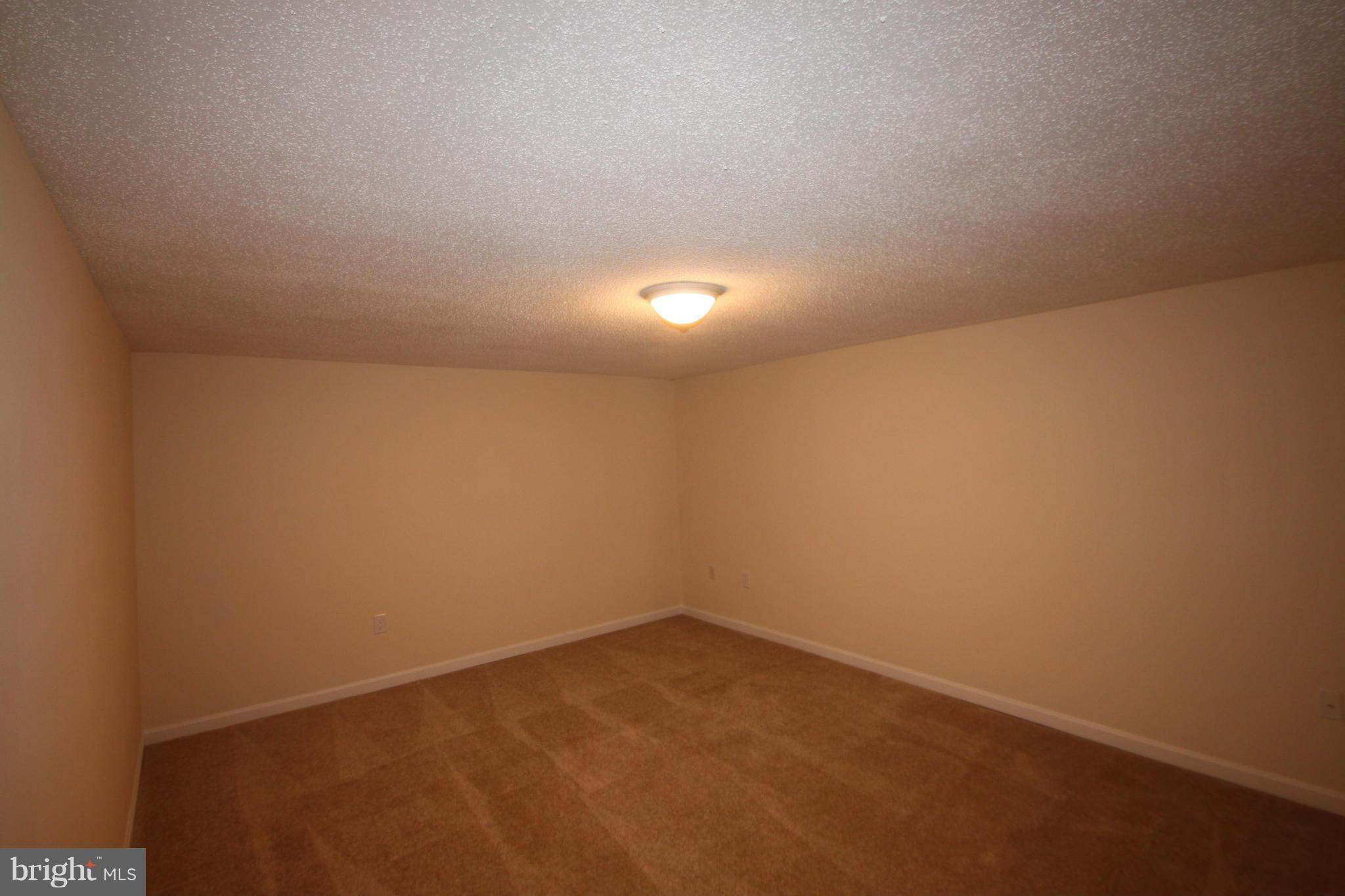 17007 Waterloo Road Amissville, VA 20106 - Photo 14 of 22 Interior (General)