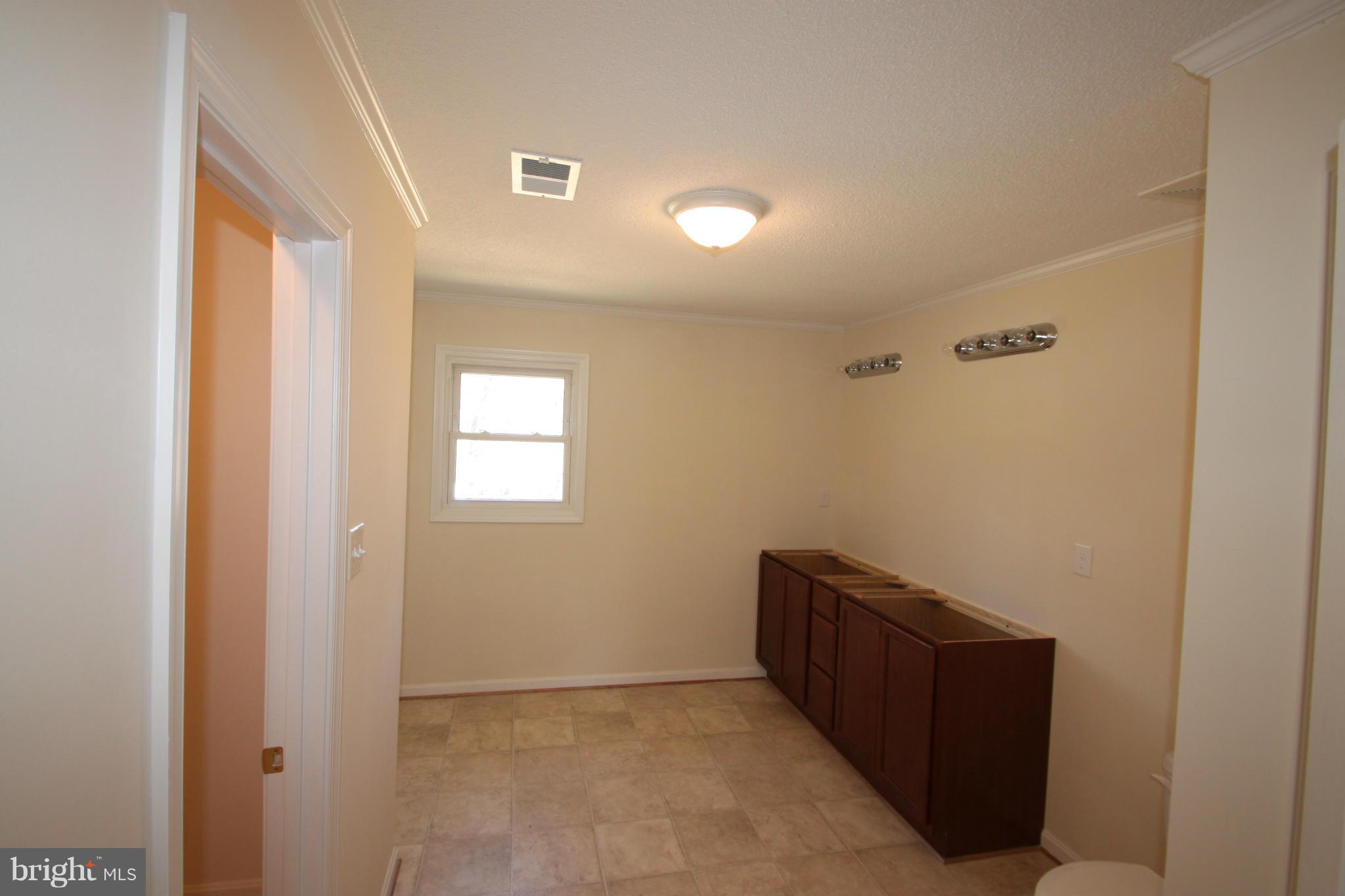 17007 Waterloo Road Amissville, VA 20106 - Photo 7 of 22 Bath (Master)