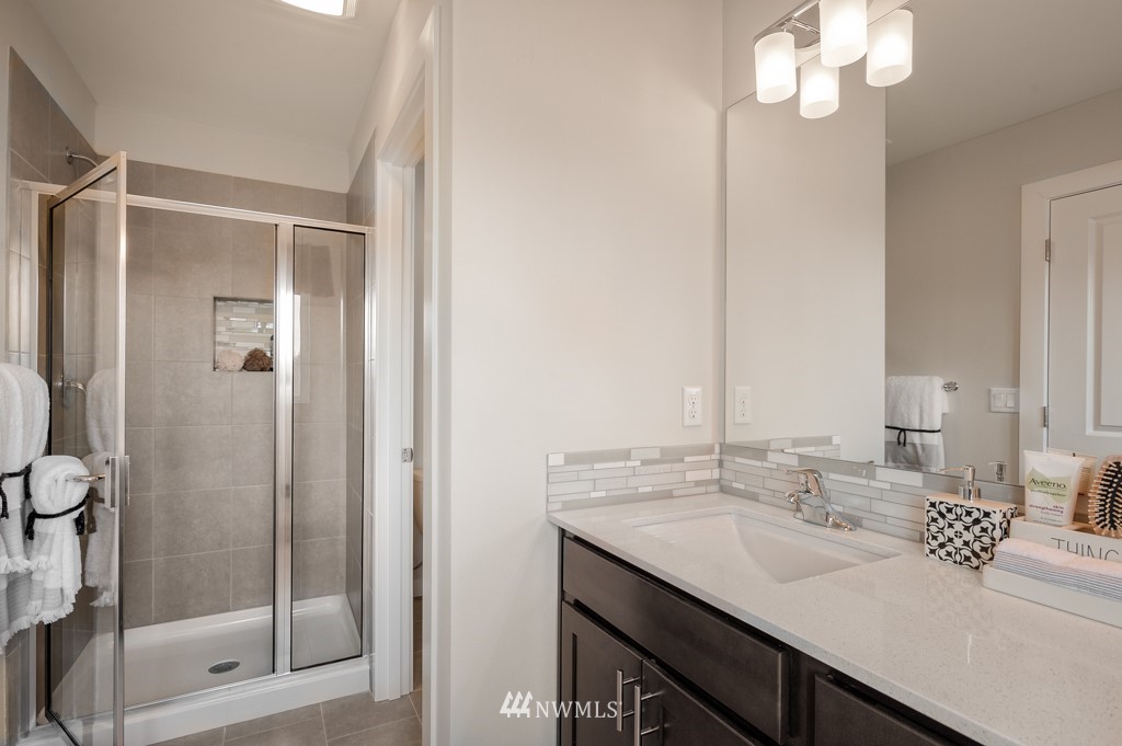 19404 36th Avenue Southeast, Unit 99 Bothell, WA 98012 - Photo 14 of 24 Gallery Image 14