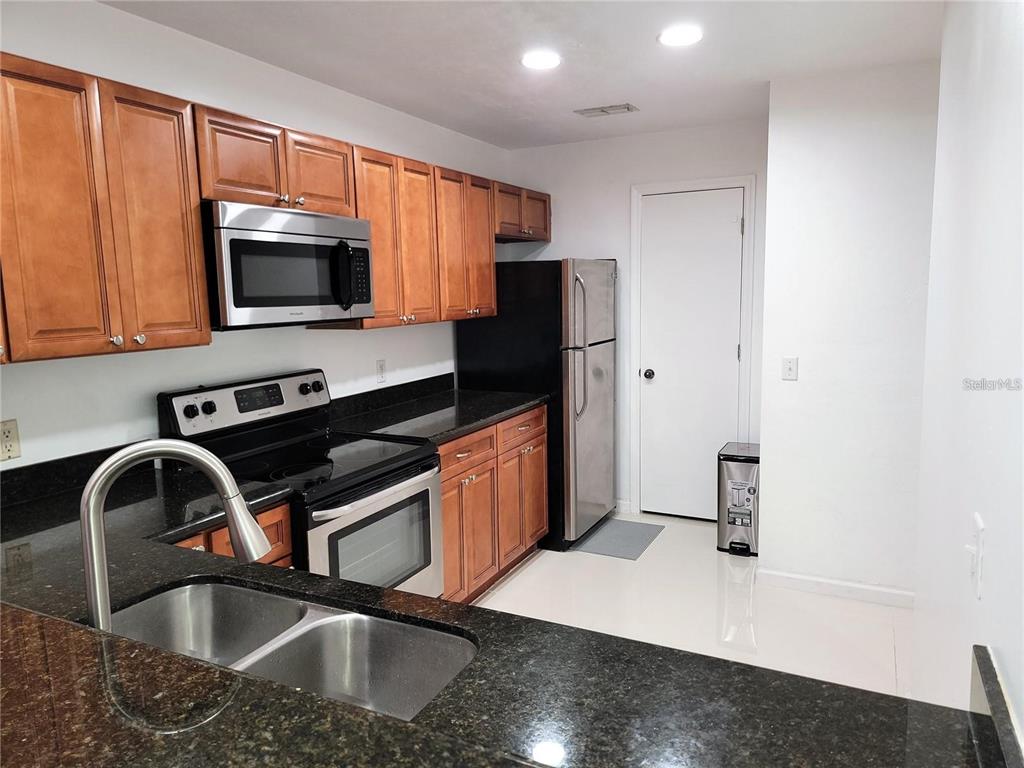 4700 Southwest Archer Road, Unit 11 Gainesville, FL 32608 - Photo 1 of 1