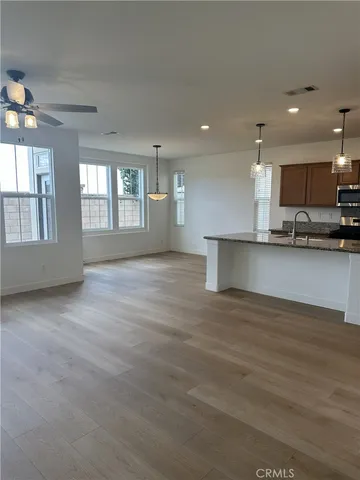 $3,300 | 31760 Green Oak Way, Temecula, CA 92592