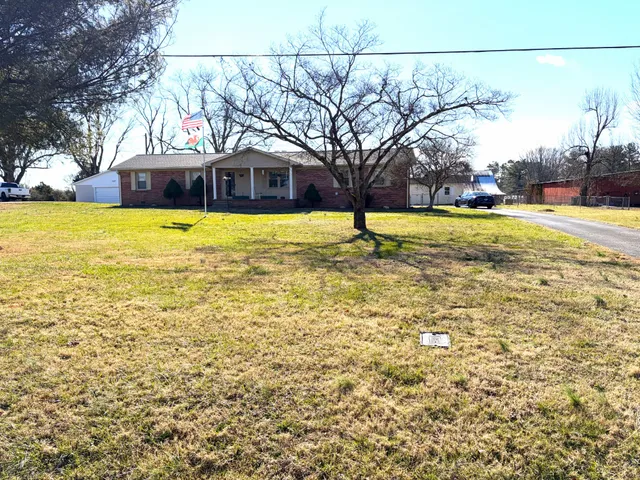 $284,900 | 2655 Old Nashville Highway, McMinnville, TN 37110
