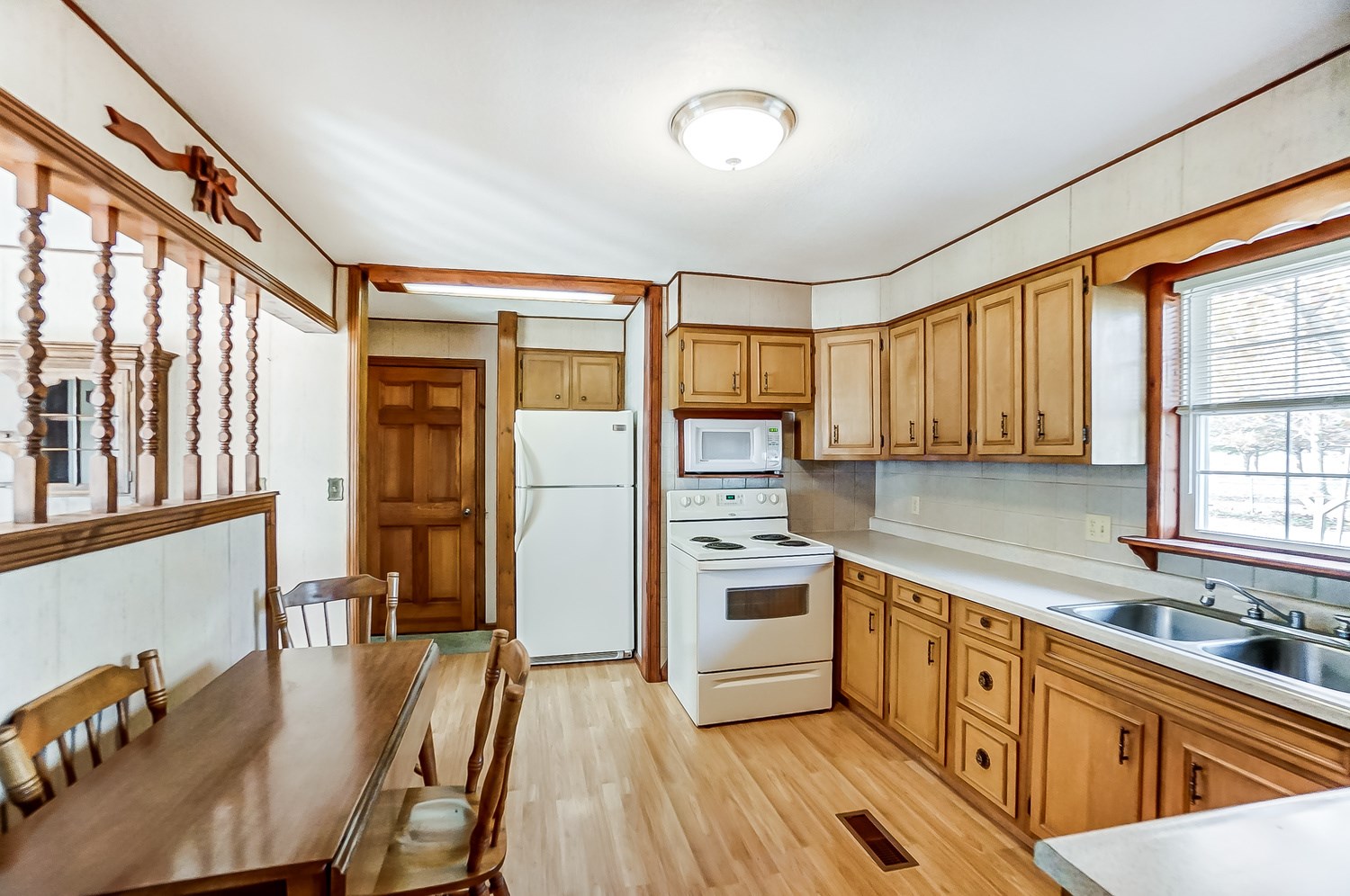 8324 Dafforn Road Churubusco, IN 46723 - Photo 5 of 36