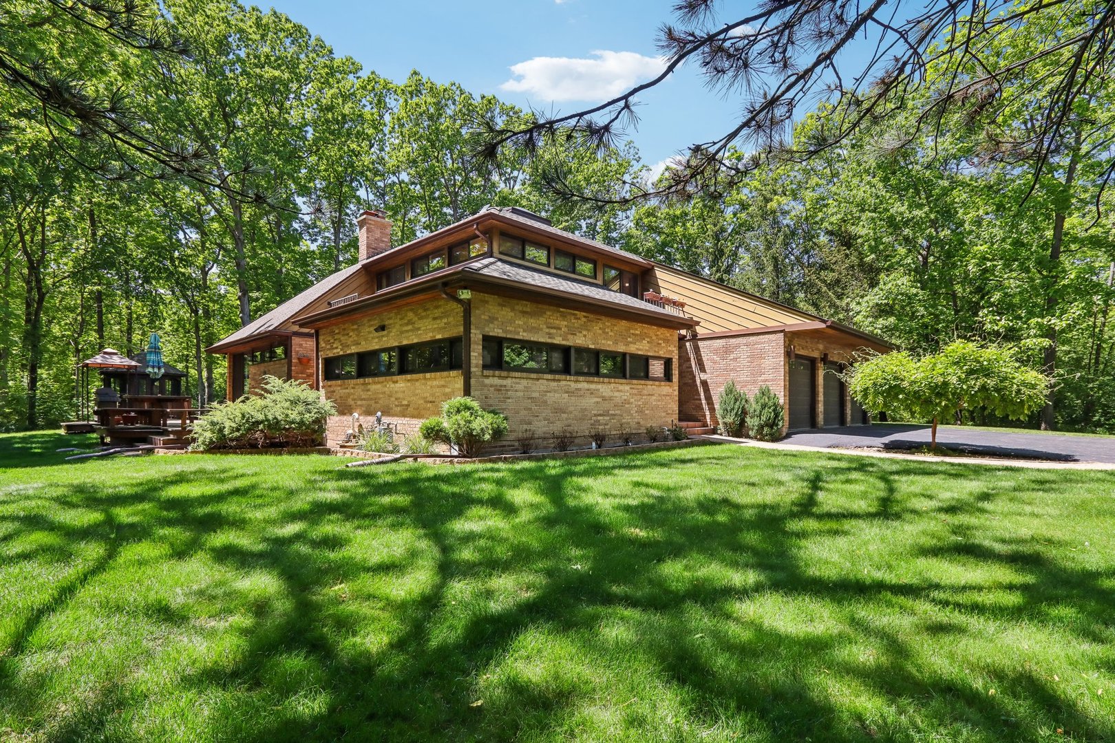 24052 North Elm Road Lake Forest, IL 60045 - Photo 6 of 85 Gallery Image 6