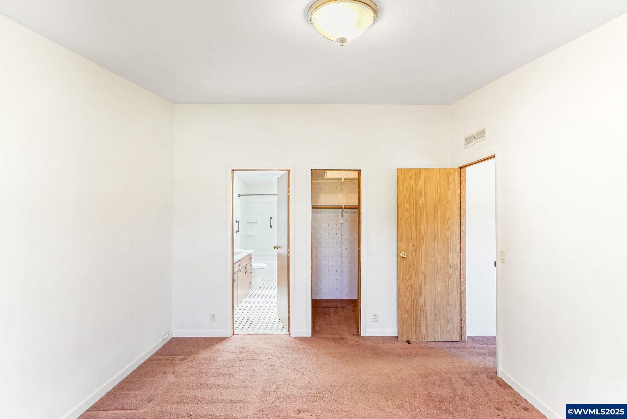 1677 Talbot Road Southeast Jefferson, OR 97352 - Photo 20 of 43 Gallery Image 20