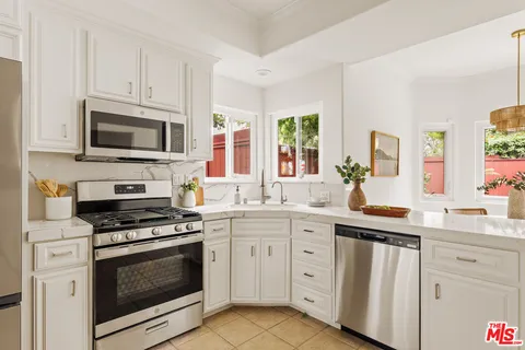 $1,995,000 | 7827 Berger Avenue, Playa del Rey, CA 90293