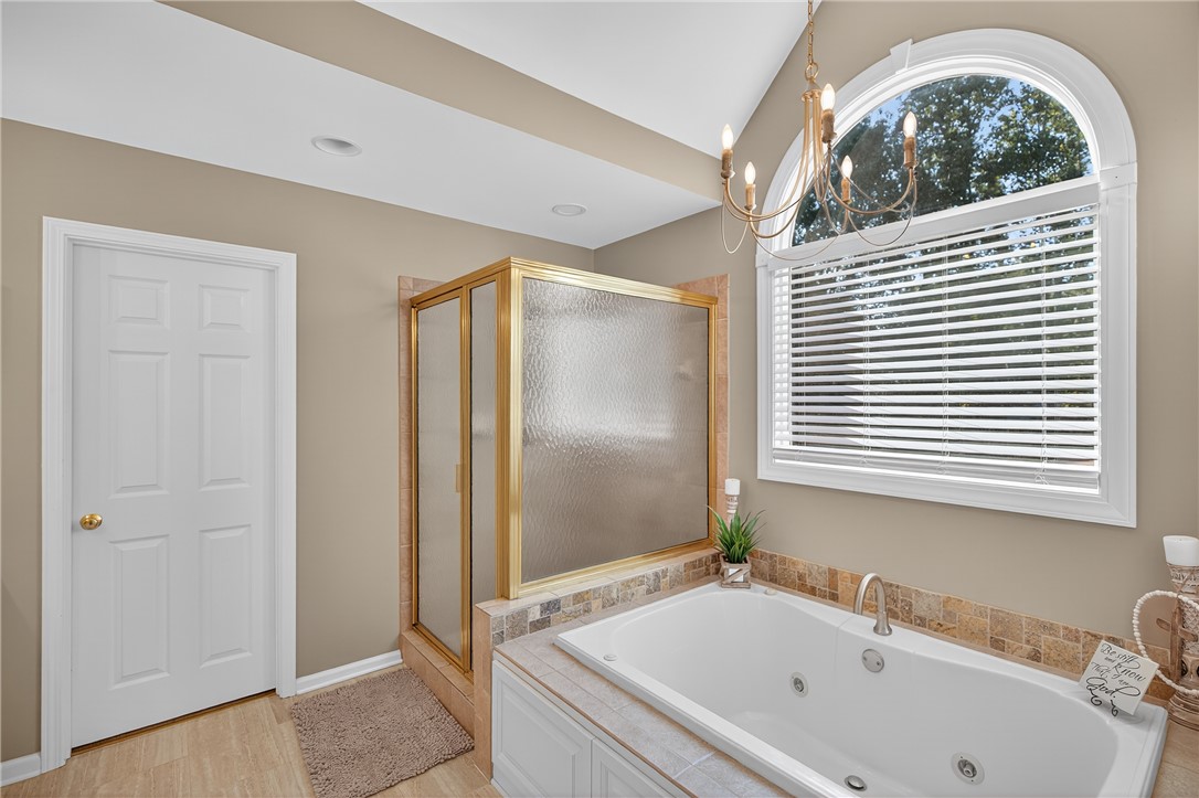 307 Holly Ridge Drive Anderson, SC 29621 - Photo 23 of 41 Primary Bathroom