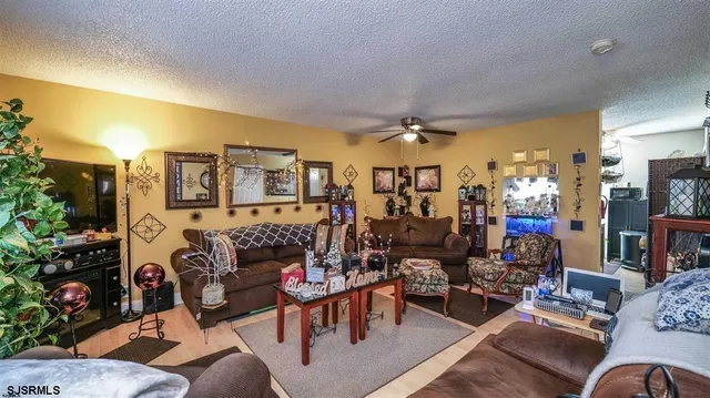 $213,900 | 11 Mohave Drive, Unit 11, Galloway Township, NJ 08205