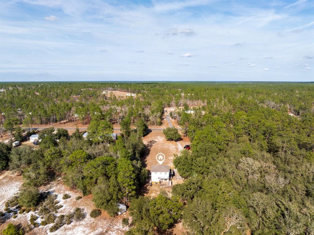 240 Whirlwind Loop Hawthorne, FL 32640 - Photo 32 of 39 a view of city and ocean