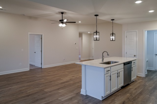 56 Cherry Road Clarksville, TN 37042 - Photo 9 of 28 Gallery Image 9